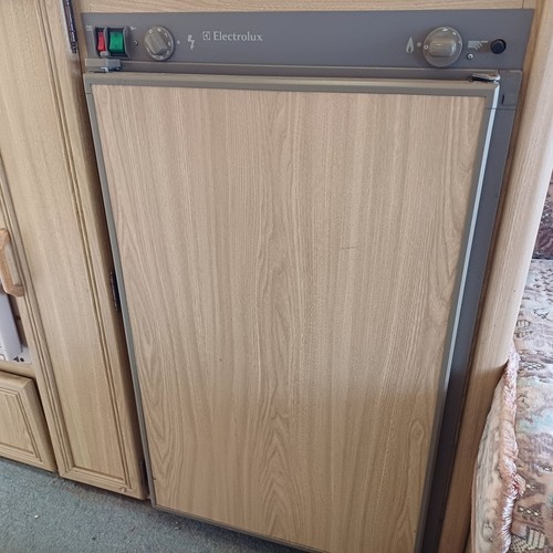 Caravan fridge electrolux - fridge,